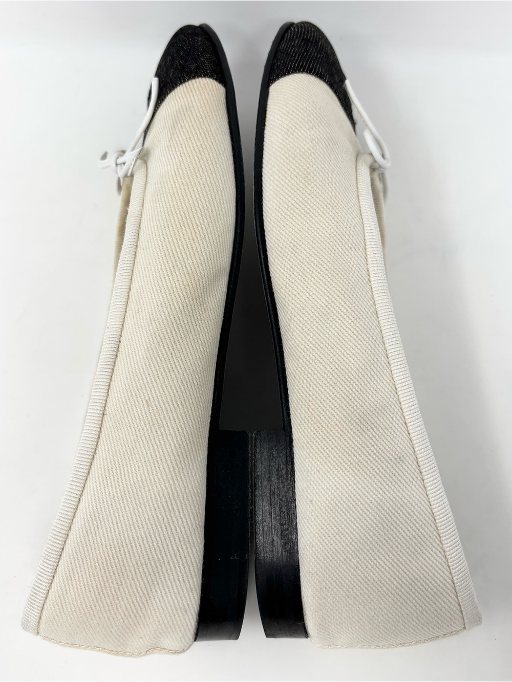 CHANEL Two Tone Ballet Flats Ivory Black Denim Cap Toe size 37 6-6.5 - Picture 11 of 15